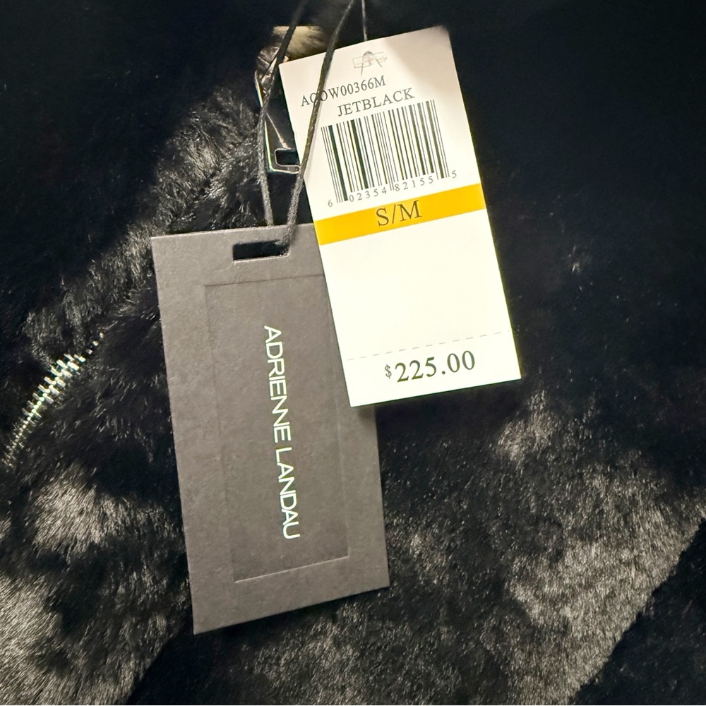 NWT Adrienne Landau Jet Black Faux Fur Evening Cape S/M NEW - Picture 3 of 7
